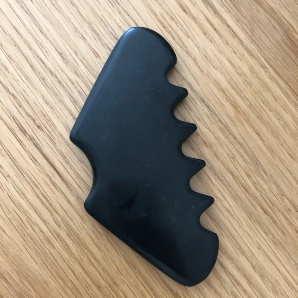 Wildling Gua Sha Empress Comb - Picture 2 of 4